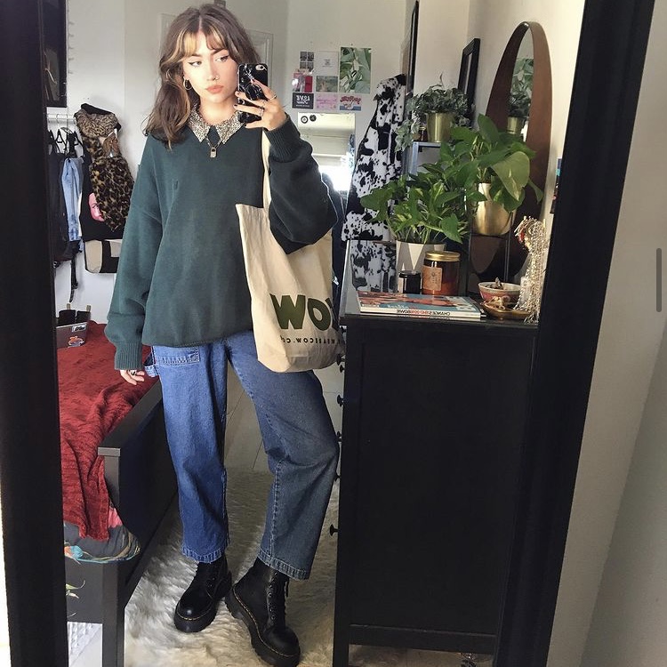 Photo of girl in thrifted outfit