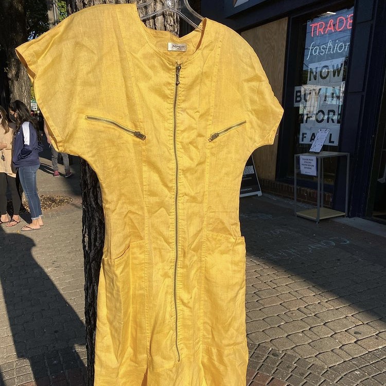 photo of yellow dress