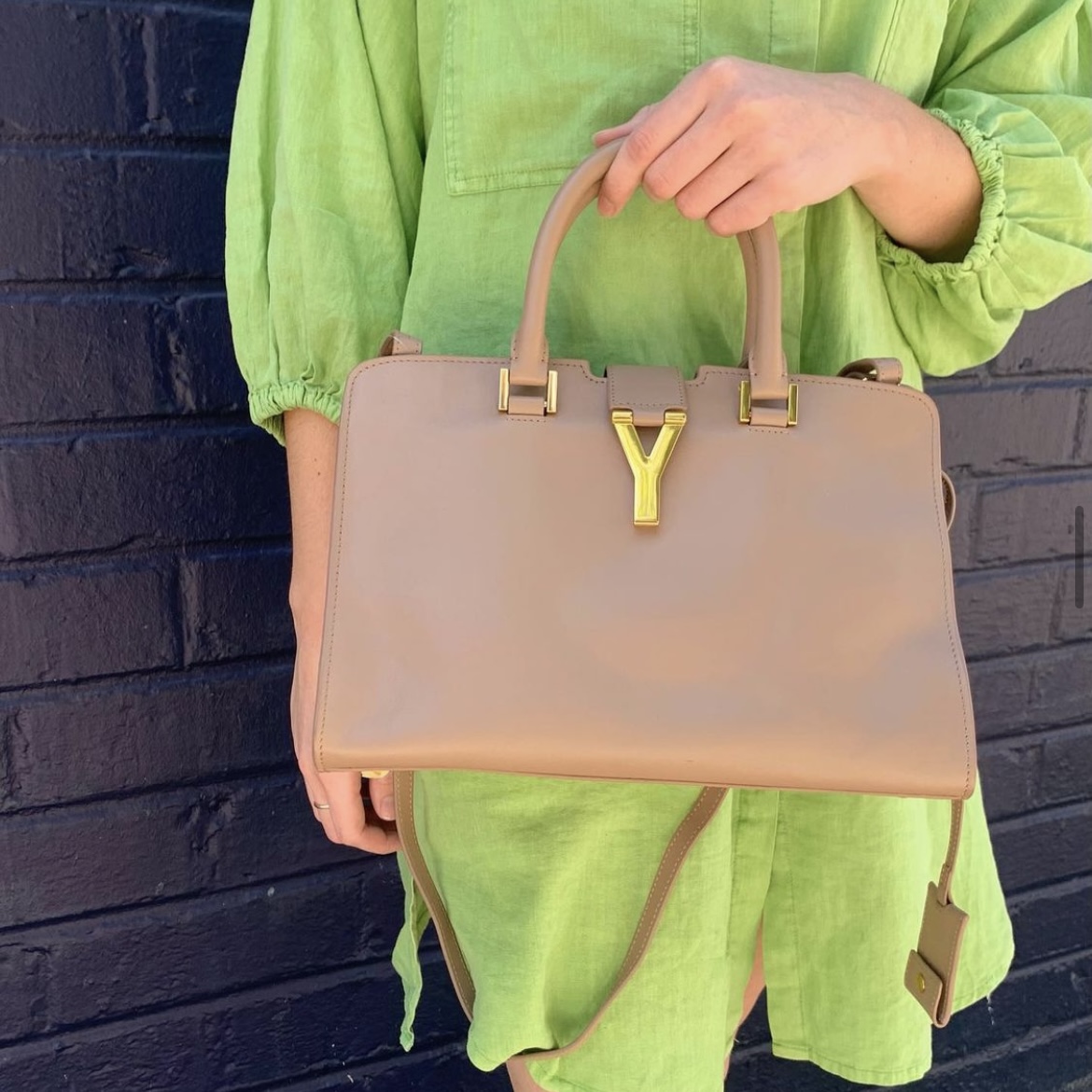 Best 25+ Deals for Second Hand Designer Handbags