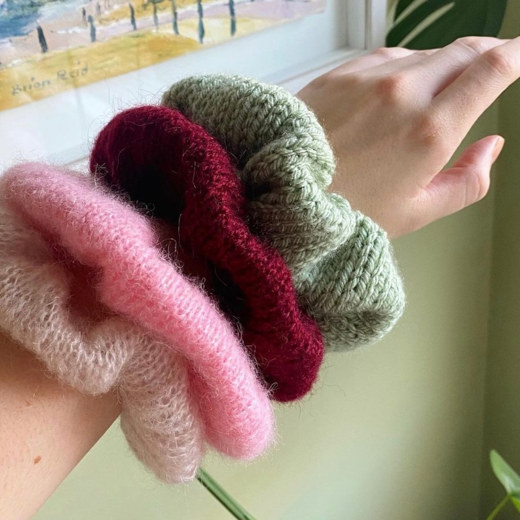 photo of knit scrunchies
