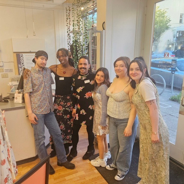 Our Fillmore Street, San Francisco team is a dream in floral! We love this team-matching moment. 💐🧡

Make Crossroads your #1 destination this weekend! Finish your spring clean by selling the fashion you no longer wear. Opt for trade credit to shop new-to-you finds in store. We can't wait to see you! 🛍✨

📸: Crossroads Fillmore St. @crossroadsnorcal 

#crossroadstrading #crossroadsfinds #crossroadsstore #fashionfinds #buyselltrade #style #thriftfinds #consignment #shopping #womensfashion #mensfashion #fashionblogger #ootd #fashion #thrift #sustainablefashion #secondhandfirst #shopthrift #consignment #thrifted