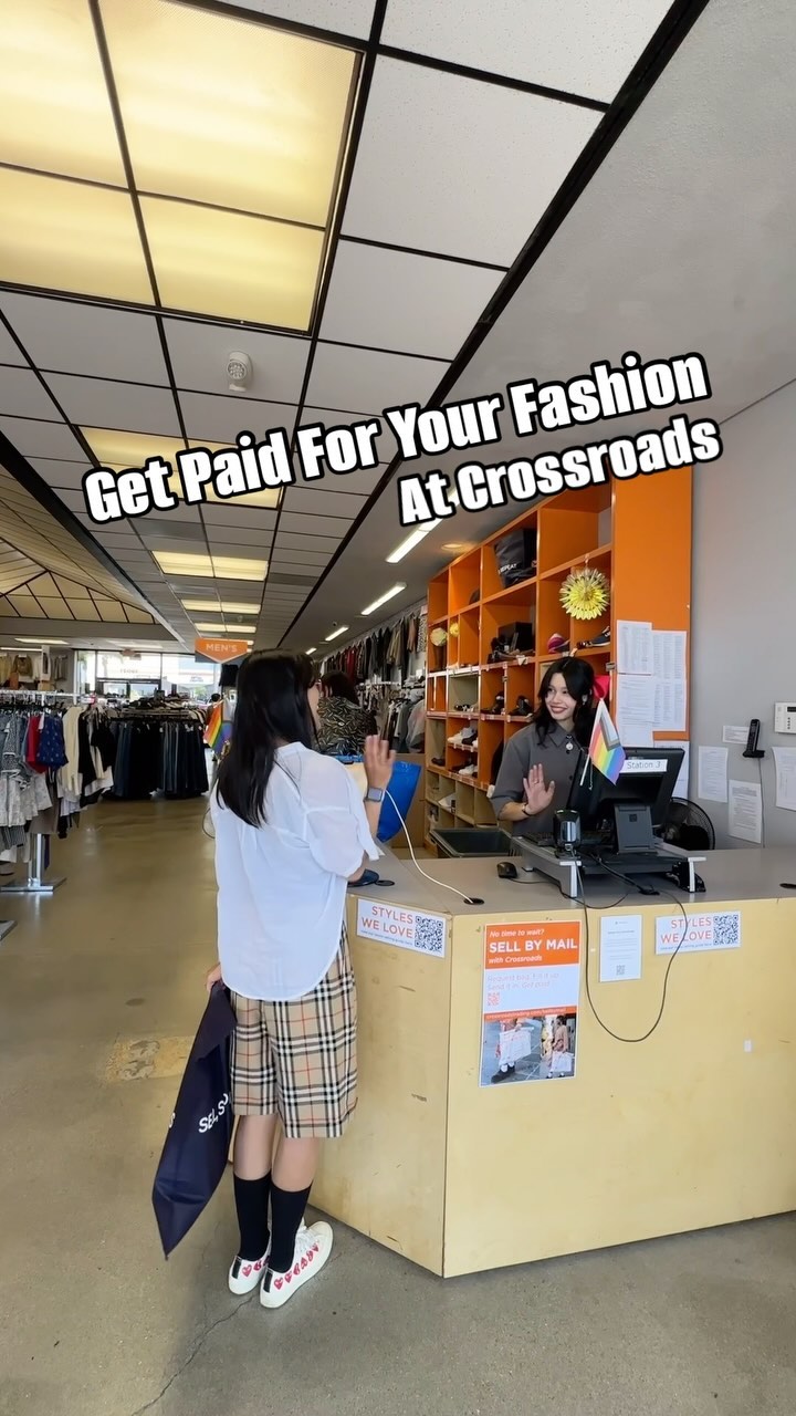 Clean out and cash in on your preloved fashion. Crossroads makes it easy to refresh your wardrobe! ♻👕👖👢

No need to take photos or monitor an online listing! Bring your items to Crossroads and a Buyer will select what we can resell in store.

No need to wait for the item to sell to get paid! We’ll pay you same day.

No complicated payout models! Choose between our fixed rate of 30% in cash or 50% in trade of what we price your items.

Want to learn more about selling at Crossroads? Click the link in our bio. 🧡 

#crossroadstrading #crossroadsfinds #crossroadsstore #fashionfinds #buyselltrade #style #thriftfinds #consignment #shopping #womensfashion #mensfashion #fashionblogger #ootd #fashion #thrift #sustainablefashion #secondhandfirst #shopthrift #consignment #thrifted