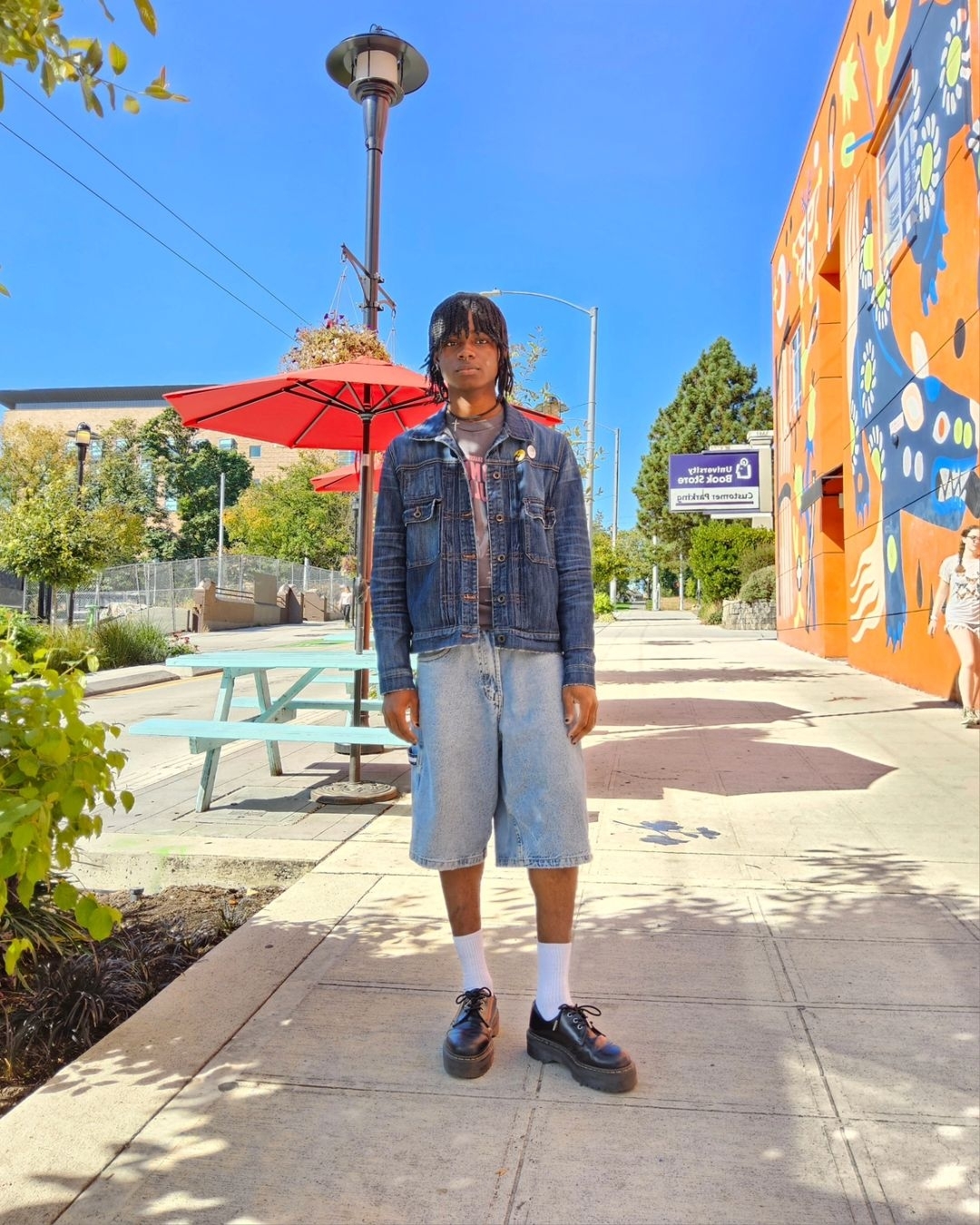 We 🧡 to share staff style! Check out these awesome outfits from our U-District Seattle team! 😍

Do you love fashion? Join our team! Work in sustainable fashion alongside like-minded, creative individuals. Learn more about working at Crossroads by clicking the link in our bio. 

📸: Crossroads U-District @crossroadspacnw 

#crossroadstrading #crossroadsfinds #crossroadsstore #fashionfinds #buyselltrade #style #thriftfinds #consignment #shopping #womensfashion #mensfashion #fashionblogger #ootd #fashion #thrift #sustainablefashion #secondhandfirst #shopthrift #consignment #thrifted