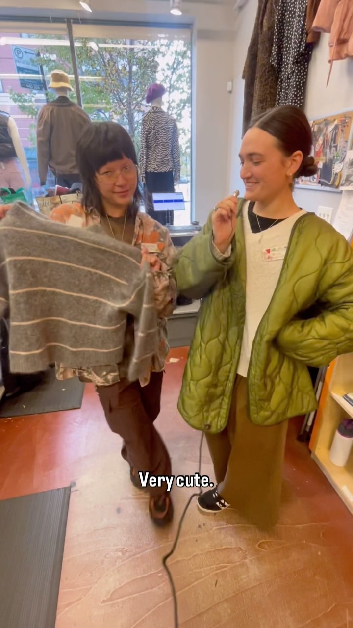 Our Lincoln Park team in Chicago is here to show YOU 🫵 their favorite items they bought in today! Which is your favorite?

Looking to make some extra $$$ before the holiday season? Visit your local Crossroads to sell the fashion you no longer wear! We currently buying winter items in great condition. Click the link in our bio to learn more! ❄️🛍️

🎥: Lincoln Park, Chicago Crossroads @crossroads_chicagoland 

#crossroadstrading #crossroadsfinds #crossroadsstore #fashionfinds #buyselltrade #style #thriftfinds #consignment #shopping #womensfashion #mensfashion #fashionblogger #ootd #fashion #thrift #sustainablefashion #secondhandfirst #shopthrift #consignment #thrifted