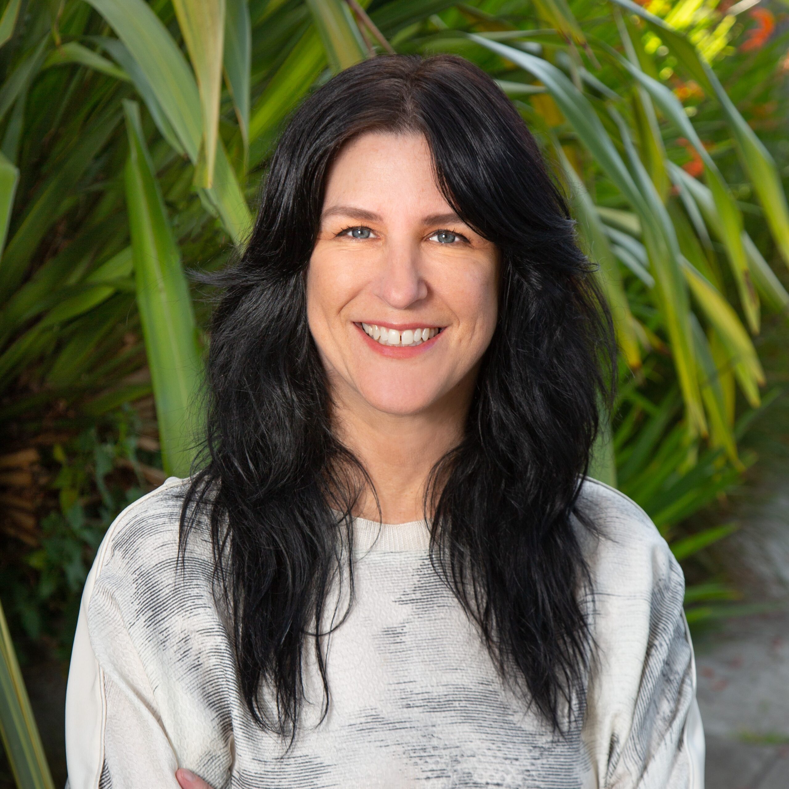 women-s-history-month-employee-spotlight-julie-crossroads