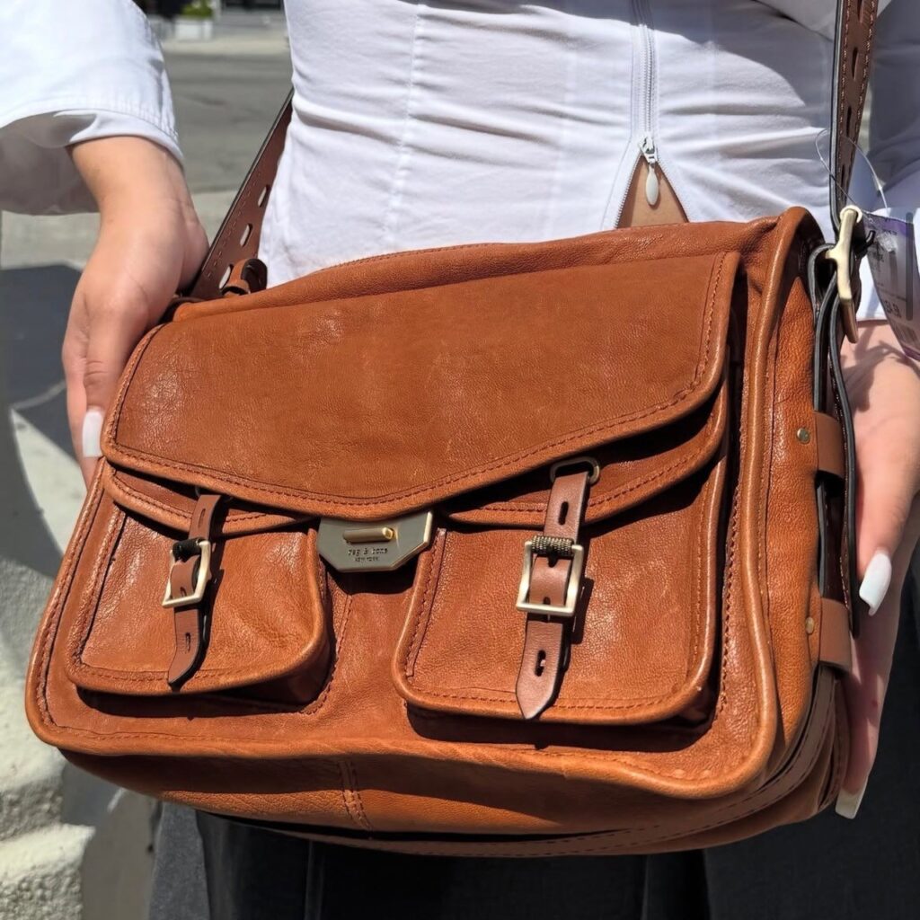 pleloved fashion example: a leather satchel