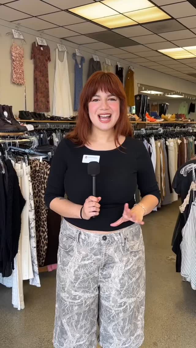 Our stylish employees showing off their thrifted/Crossroads finds! 😍

Stop by your local Crossroads to find great closet staples for the upcoming season.

Visit www.crossroadstrading.com/store-locations/ to find a store near you.

#crossroadstrading #crossroadsfinds #crossroadsstore #fashionfinds #buyselltrade #style #thriftfinds #consignment #shopping #womensfashion #mensfashion #fashionblogger #ootd #fashion #thrift #sustainablefashion #secondhandfirst #shopthrift #consignment #thriftedfinds