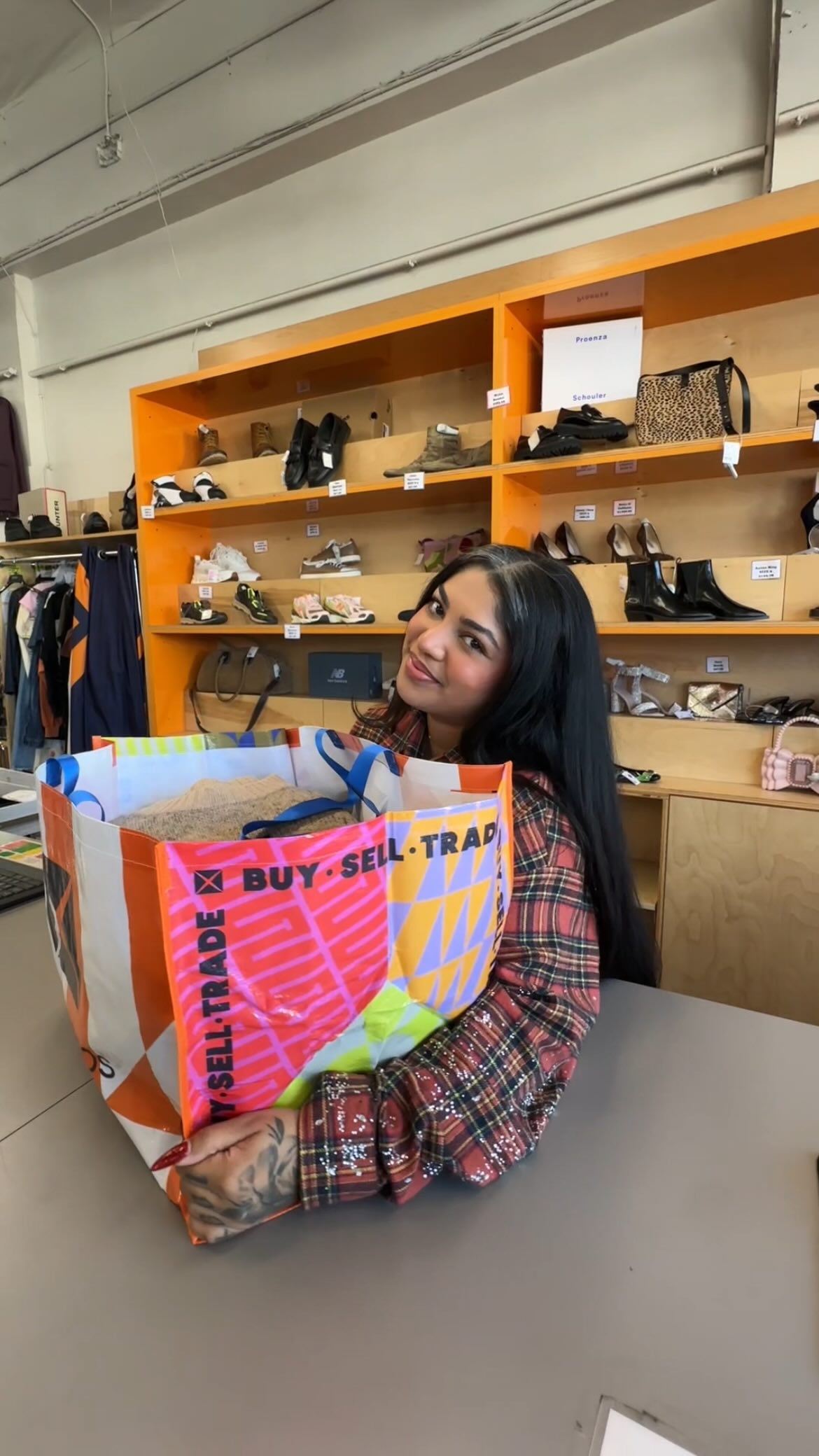 Don’t miss your chance to get your hands on our selling totes! 🛍️
Join us on December 20th for a sustainable holiday shopping party at ALL Crossroads locations! 🥳
Enjoy festive refreshments, shop curated racks, and enter our giveaways. 🤩
✨ Sell with us for a chance to win a $1,000 Crossroads gift card—and the first 25 sellers score a special gift!
✨ Shop with us and spin our prize wheel with every purchase.
We can’t wait to celebrate with you! ❄️💙
#crossroadstrading #crossroadsfinds #holidayparty