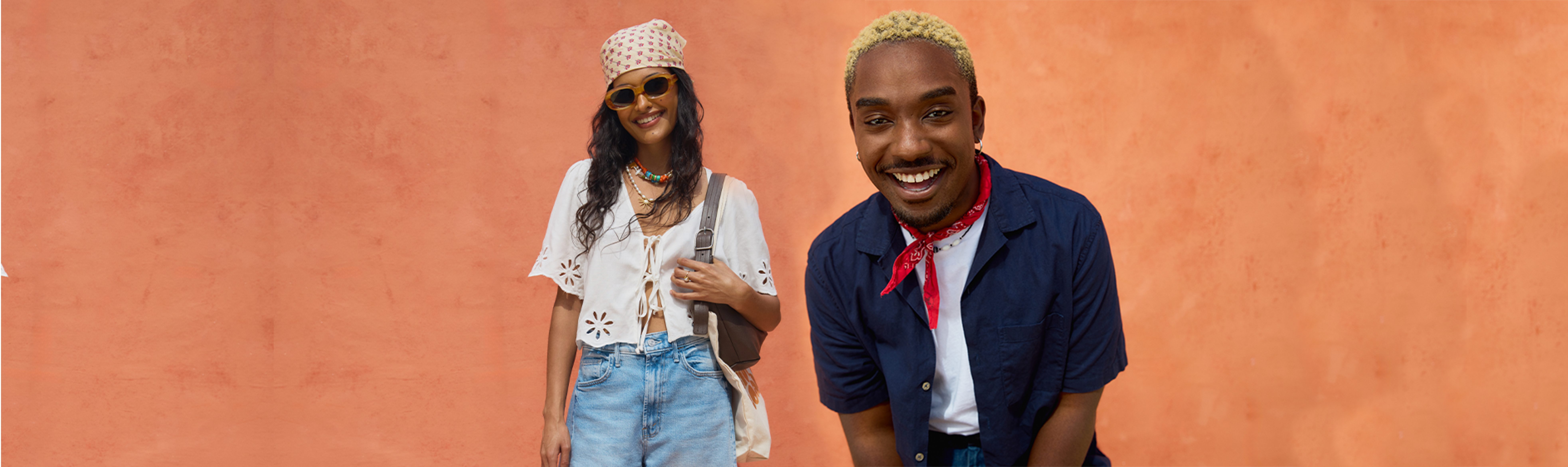 smiling models in summer outfits