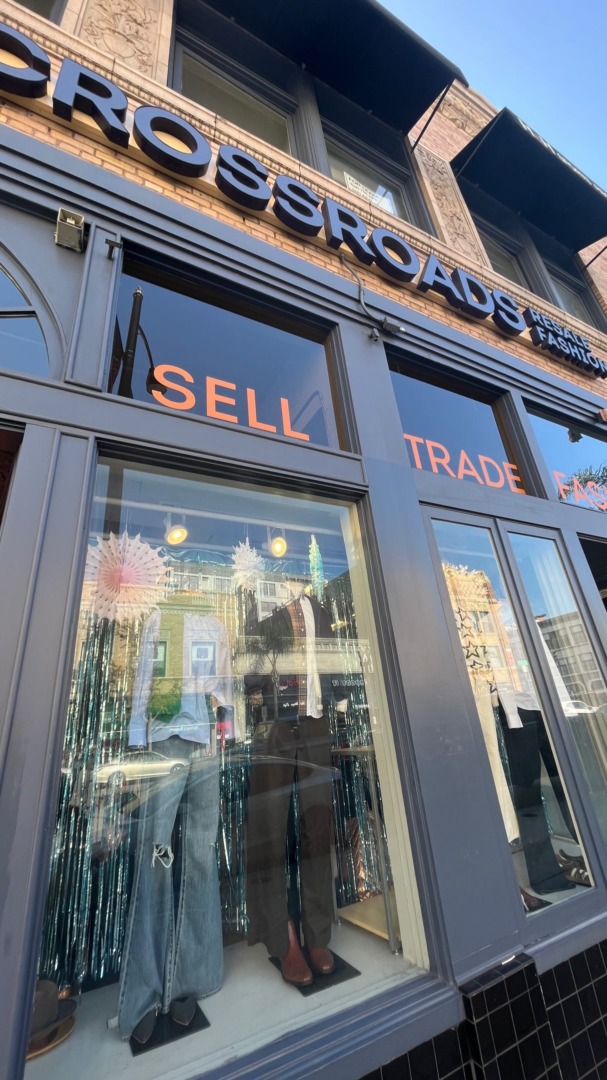 Let’s go through a buy together! 🛍️

Follow along as Micah takes you through the process of evaluating items. We are loving great denim, wide silhouettes, and natural fabrics. 🧡

Have similar items you no longer wear? Turn your closet into cash by bringing your preloved items to Crossroads. We buy items on the spot, meaning you don’t have to wait for an item to sell to get paid. 🙌

🔗 Check out the links in our bio to learn more about selling and find a store near you. 

🎥: Crossroads SE Hawthorne @crossroadspacnw 

#crossroadstrading #buyselltrade where to sell clothes, sell clothes near me, buy sell trade store, cash for clothes