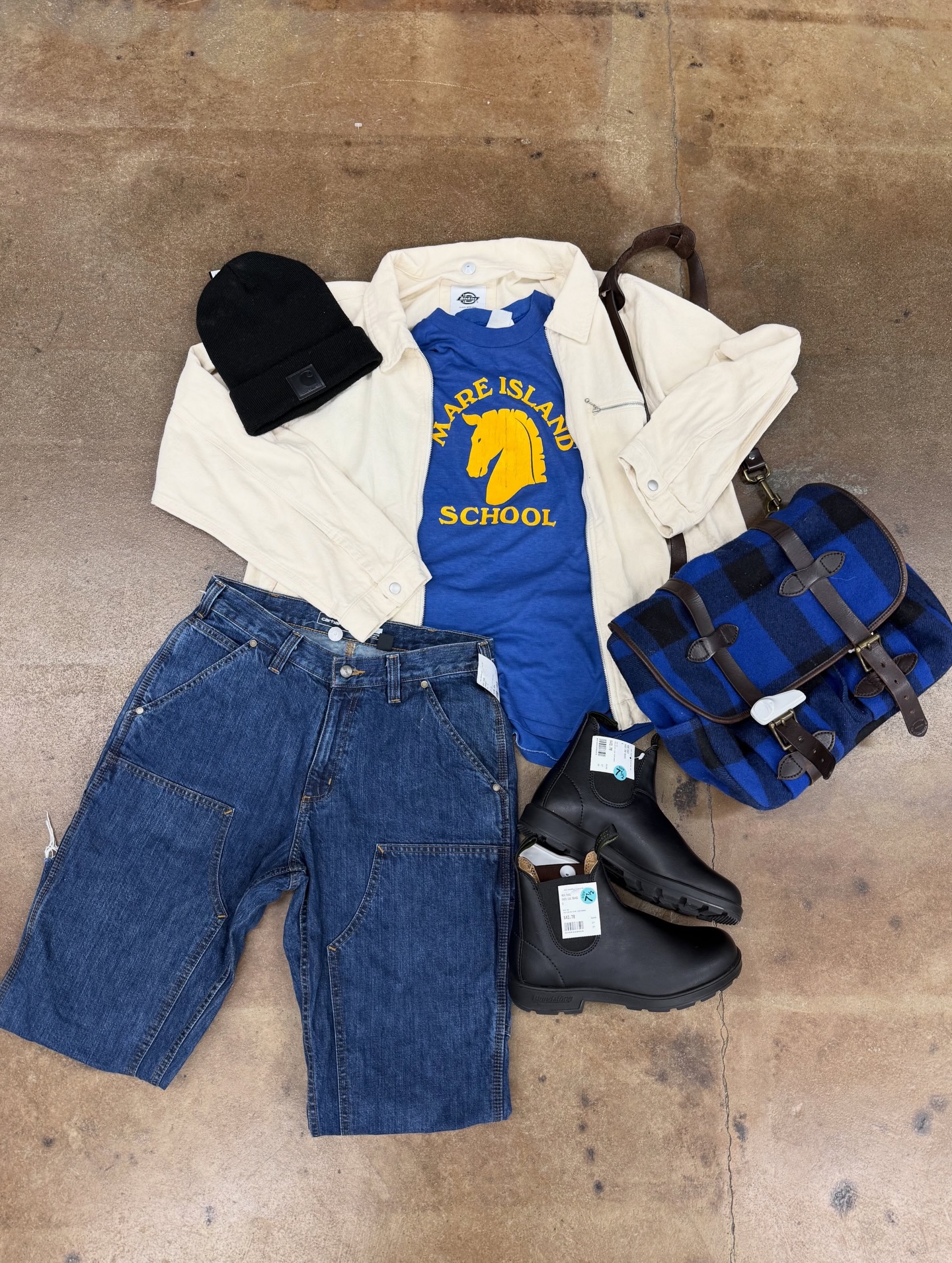The only thing our menswear racks are lacking is MORE of your great preloved fashion! 😎🙌

Have great menswear pieces that you no longer reach for? Clean out your wardrobe with Crossroads. We’ll buy your preloved styles and you’ll get your choice of cash or store credit. 🤑🔥

🔗 Check the links in our bio to learn more about selling and find a store near you.

No time to sell in store or not near a Crossroads location? Try Sell by Mail! ✉️🧡

📸: Crossroads PacNW @crossroadspacnw