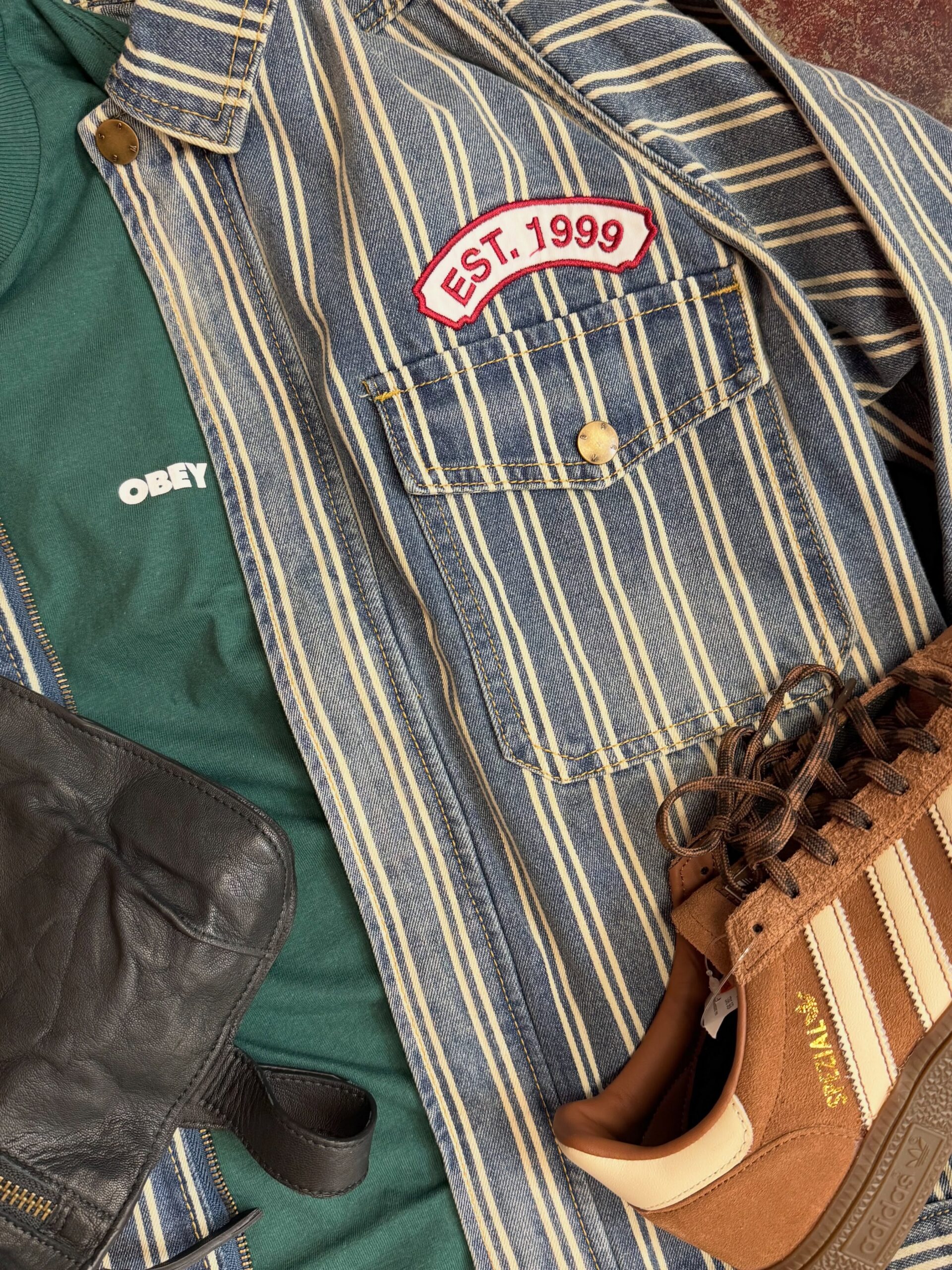 Some fall fashion inspo for your Friday feed. 🍁👢✨
Looking for weekend plans? This is your sign to finally bring us that bag of clothes you set aside to sell! 🤩🛍️
Find a store near you and learn more about selling on our website. Link in bio! 🔗🧡
📸: Crossroads Sacramento @crossroads_sacvalley
#crossroadstrading #fallfashion #buyselltrade