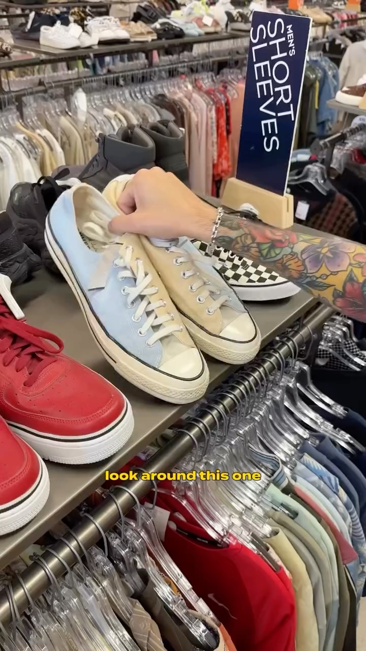 Style Challenge!
Joey from our Irvine store is styling up this amazing Lee selvage denim piece. Take a look at how he puts his look together using #CrossroadsFinds.
Ready to refresh your wardrobe? Crossroads is your one-stop-shop to sell your preloved fashion and shops preloved seasonal finds.
🔗 Check the link in our bio to find a store near you and learn more about selling.
#crossroadstrading #buyselltrade #fashionfinds